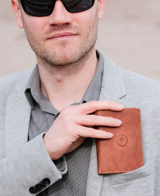 FAMILIA BILLETEROS HOMBRE - IMAGEN 320 X 390 PXL-250110114712.jpg