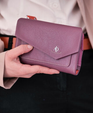 FAMILIA BILLETEROS MUJER - IMAGEN 320 X 390 PXL-250110114640.jpg